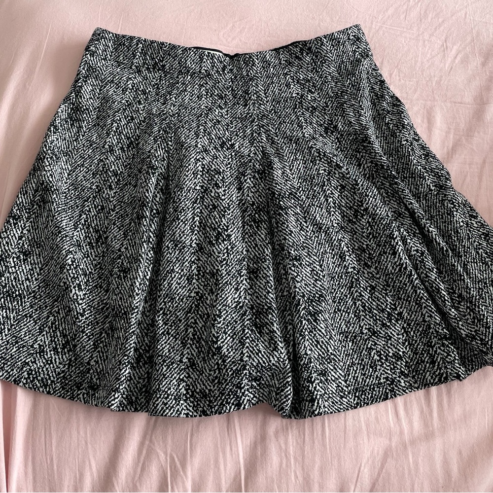 Elegant Black and White Skirt